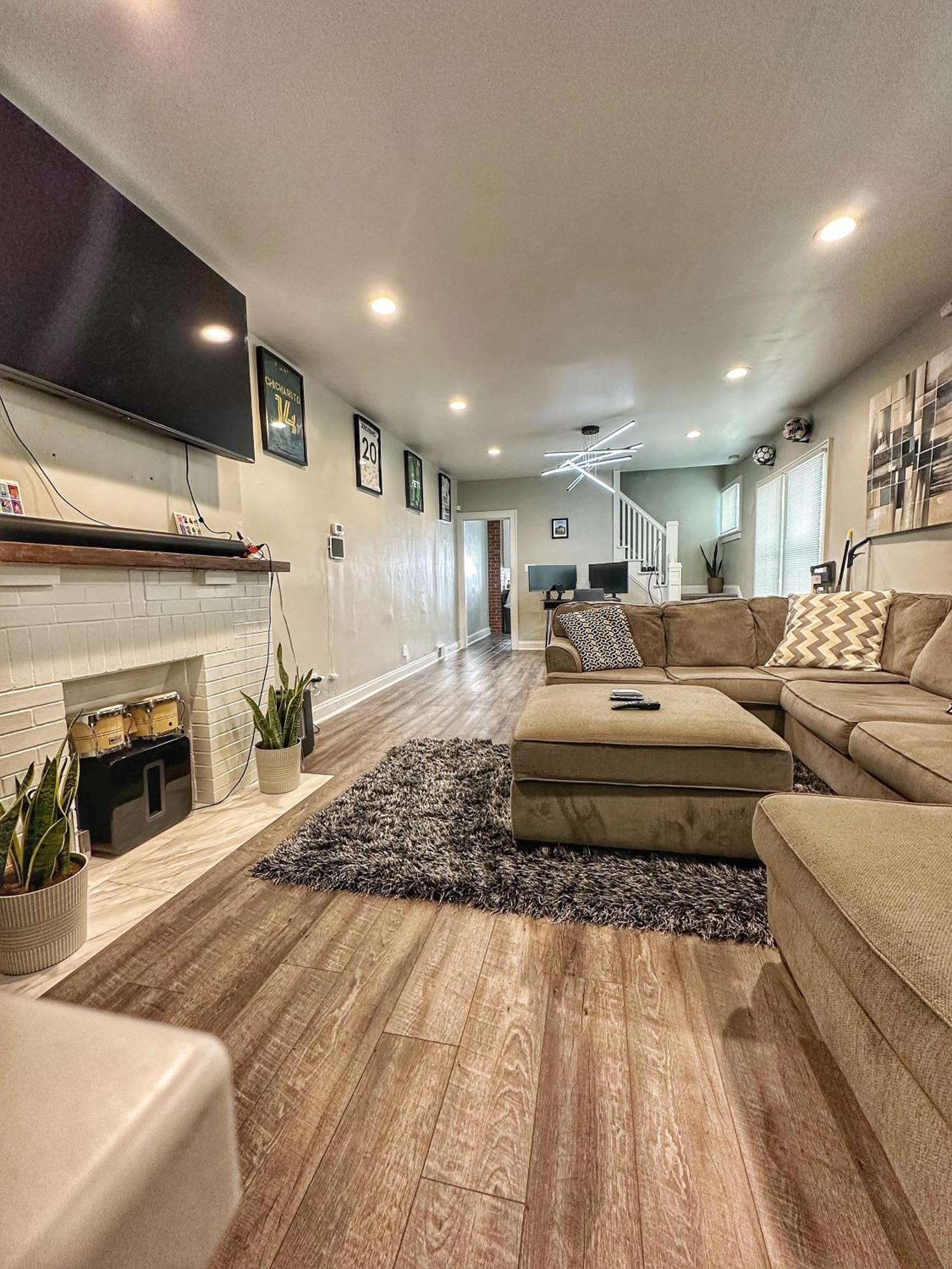 Villa Modern Luxe 3Br 1Ba With Bar 7 Columbus Esterno foto